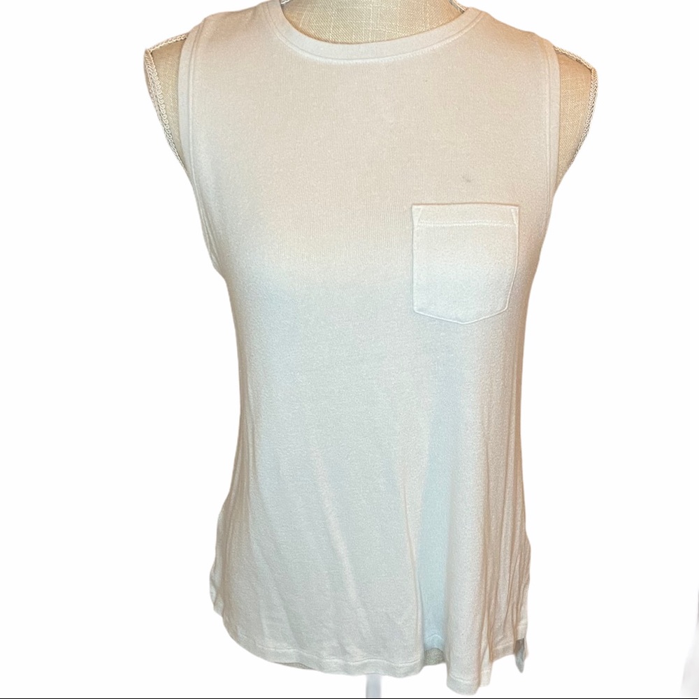A New Day White Pocket Tank Top Size Small